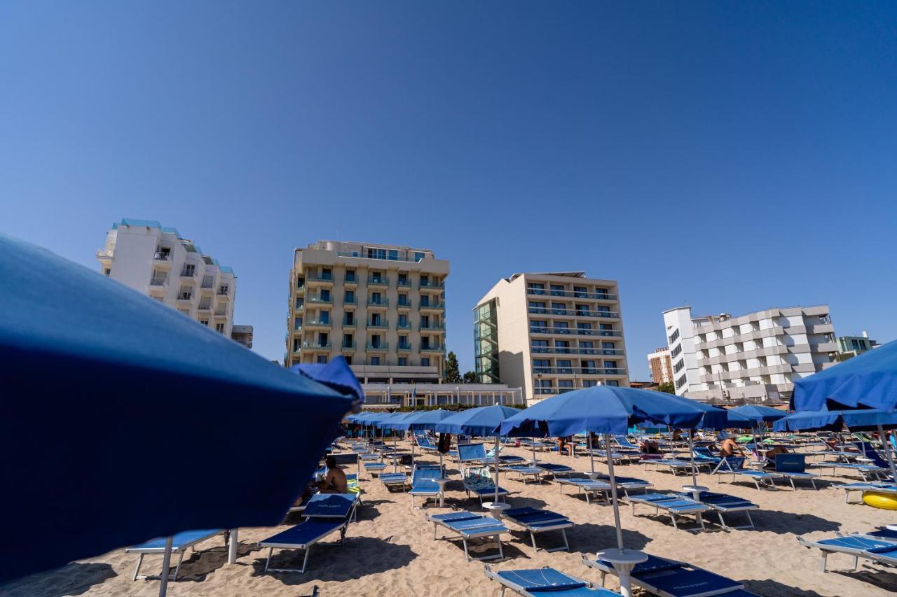 Nautilus Family Hotel Pesaro Exterior photo