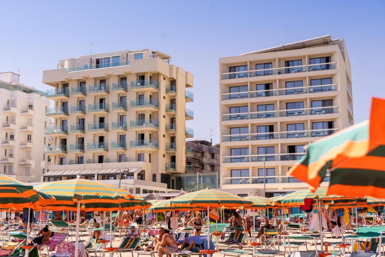 Nautilus Family Hotel Pesaro Exterior photo